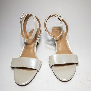 Naturalizer WHITE Ankle Strap Heels Women's Size 9.5 Mid Heel